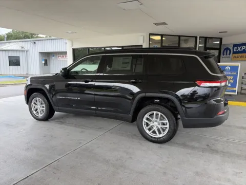 Another view of 2026 Jeep Grand Cherokee L Laredo for sale in Crestview, FL at Step One CDJR Fiat Crestview