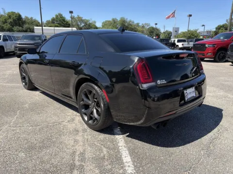 More photos of 2022 Chrysler 300 S at Step One CDJR Fiat Crestview, FL