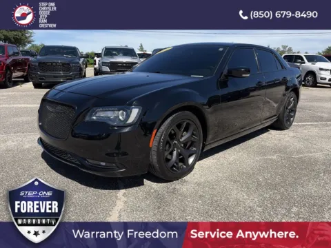 Black 2022 Chrysler 300 S for sale in Crestview, FL