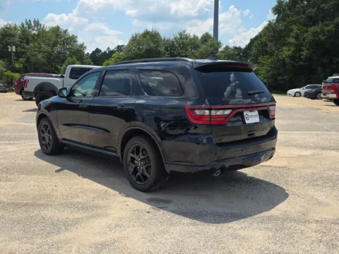 More photos of 2026 Dodge Durango GT HEMI V8 at Step One CDJR Fiat Crestview, FL