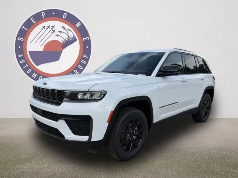 Photos of 2026 Jeep Grand Cherokee Laredo Altitude for sale in Crestview, FL at Step One CDJR Fiat Crestview