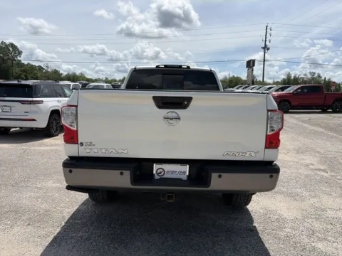 More photos of 2017 Nissan Titan PRO-4X at Step One CDJR Fiat Crestview, FL