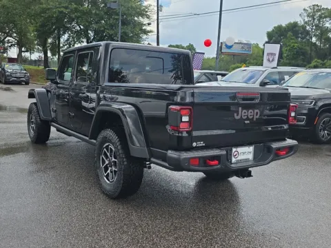 More photos of 2026 Jeep Gladiator Rubicon X at Step One CDJR Fiat Crestview, FL
