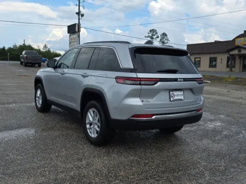 More photos of 2026 Jeep Grand Cherokee Laredo X at Step One CDJR Fiat Crestview, FL