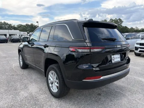 More photos of 2026 Jeep Grand Cherokee Laredo X at Step One CDJR Fiat Crestview, FL