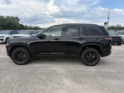 Another view of 2026 Jeep Grand Cherokee Altitude for sale in Crestview, FL at Step One CDJR Fiat Crestview