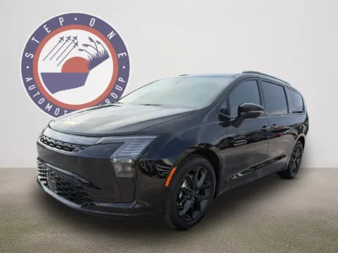 Photos of 2027 Chrysler Pacifica Limited for sale in Crestview, FL at Step One CDJR Fiat Crestview