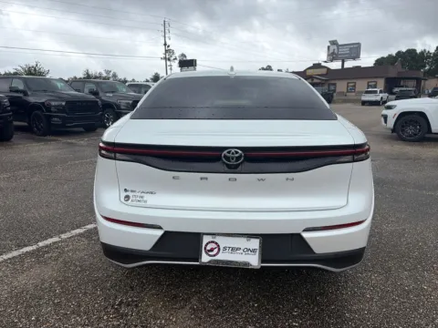 More photos of 2025 Toyota Crown XLE at Step One CDJR Fiat Crestview, FL