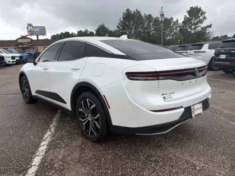 More photos of 2025 Toyota Crown XLE at Step One CDJR Fiat Crestview, FL