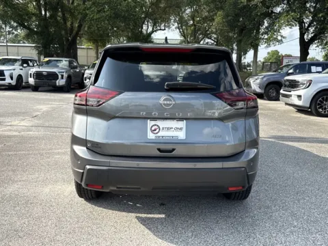 More photos of 2024 Nissan Rogue S at Step One CDJR Fiat Crestview, FL