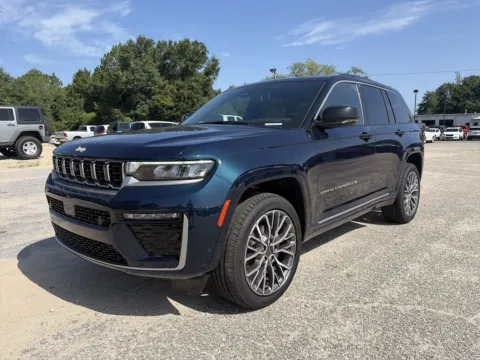 Photos of 2026 Jeep Grand Cherokee Summit for sale in Crestview, FL at Step One CDJR Fiat Crestview