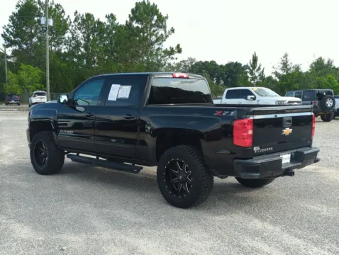 More photos of 2018 Chevrolet Silverado 1500 LT at Step One CDJR Fiat Crestview, FL