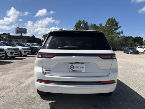More photos of 2026 Jeep Grand Cherokee Limited Reserve at Step One CDJR Fiat Crestview, FL