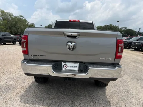 More photos of 2021 Ram 2500 Laramie at Step One CDJR Fiat Crestview, FL
