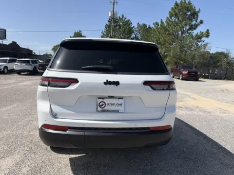 More photos of 2026 Jeep Grand Cherokee L Altitude at Step One CDJR Fiat Crestview, FL