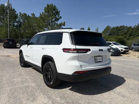 More photos of 2026 Jeep Grand Cherokee L Altitude at Step One CDJR Fiat Crestview, FL