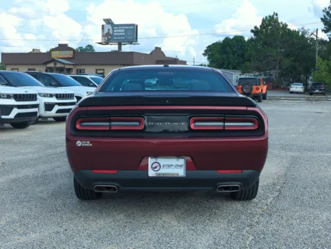 More photos of 2019 Dodge Challenger SXT at Step One CDJR Fiat Crestview, FL