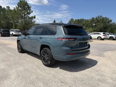 More photos of 2026 Jeep Grand Cherokee L Summit at Step One CDJR Fiat Crestview, FL