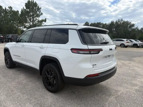More photos of 2026 Jeep Grand Cherokee L Altitude at Step One CDJR Fiat Crestview, FL
