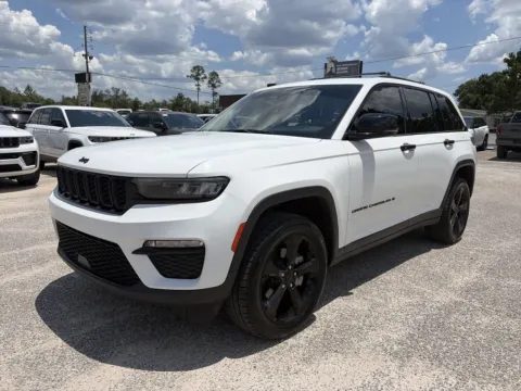 Another view of 2023 Jeep Grand Cherokee Limited for sale in Crestview, FL at Step One CDJR Fiat Crestview