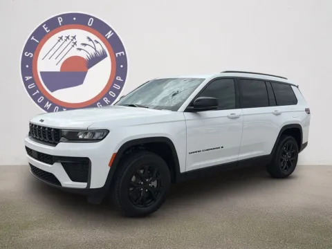 Photos of 2026 Jeep Grand Cherokee L Altitude for sale in Crestview, FL at Step One CDJR Fiat Crestview