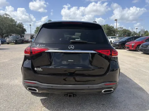 More photos of 2021 Mercedes-Benz GLE 350 at Step One CDJR Fiat Crestview, FL