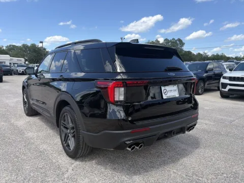 More photos of 2025 Ford Explorer ST at Step One CDJR Fiat Crestview, FL