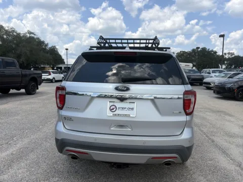 More photos of 2016 Ford Explorer Limited at Step One CDJR Fiat Crestview, FL