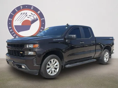 Photos of 2020 Chevrolet Silverado 1500 Custom for sale in Crestview, FL at Step One CDJR Fiat Crestview
