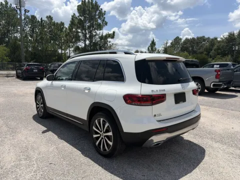 More photos of 2022 Mercedes-Benz GLB 250 at Step One CDJR Fiat Crestview, FL