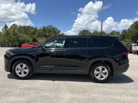 Another view of 2025 Toyota Grand Highlander LE for sale in Crestview, FL at Step One CDJR Fiat Crestview