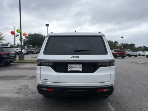 More photos of 2026 Jeep Grand Wagoneer Limited at Step One CDJR Fiat Crestview, FL