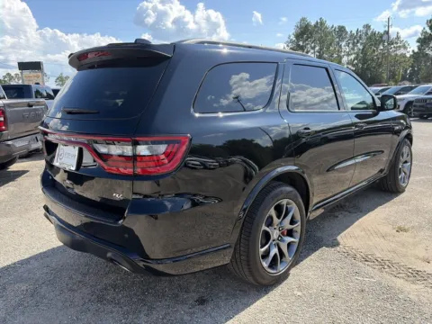 More photos of 2027 Dodge Durango R/T 392 at Step One CDJR Fiat Crestview, FL