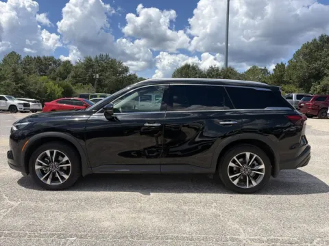 Another view of 2023 INFINITI QX60 LUXE for sale in Crestview, FL at Step One CDJR Fiat Crestview