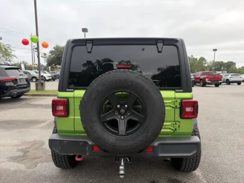 More photos of 2019 Jeep Wrangler Unlimited Rubicon at Step One CDJR Fiat Crestview, FL