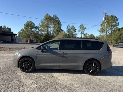 Another view of 2025 Chrysler Pacifica Limited for sale in Crestview, FL at Step One CDJR Fiat Crestview