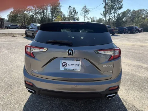 More photos of 2025 Acura RDX at Step One CDJR Fiat Crestview, FL