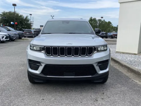 More photos of 2025 Jeep Grand Cherokee Laredo X at Step One CDJR Fiat Crestview, FL