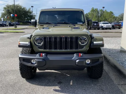 More photos of 2025 Jeep Wrangler Rubicon at Step One CDJR Fiat Crestview, FL