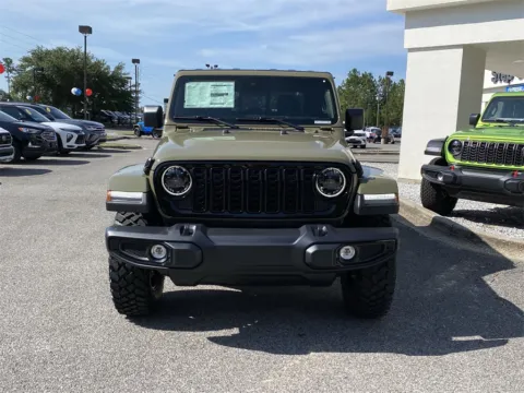 More photos of 2025 Jeep Gladiator Willys at Step One CDJR Fiat Crestview, FL