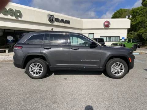 More photos of 2025 Jeep Grand Cherokee Laredo at Step One CDJR Fiat Crestview, FL