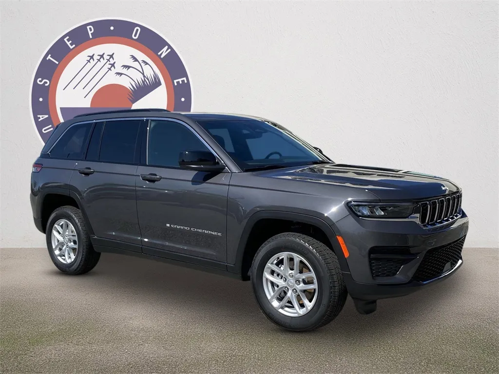 2025 Jeep Grand Cherokee Laredo X for sale in Crestview, FL