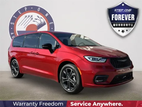 Red 2026 Chrysler Pacifica Select for sale in Crestview, FL