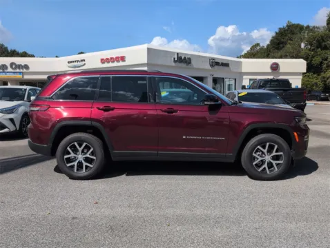 More photos of 2025 Jeep Grand Cherokee Limited at Step One CDJR Fiat Crestview, FL