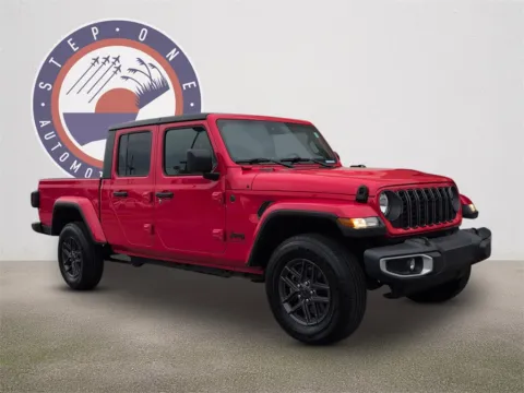 Photos of 2024 Jeep Gladiator Sport for sale in Crestview, FL at Step One CDJR Fiat Crestview