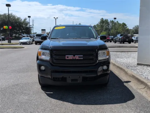 More photos of 2018 GMC Canyon All Terrain at Step One CDJR Fiat Crestview, FL
