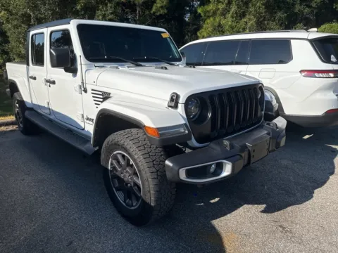 Photos of 2022 Jeep Gladiator Overland for sale in Crestview, FL at Step One CDJR Fiat Crestview
