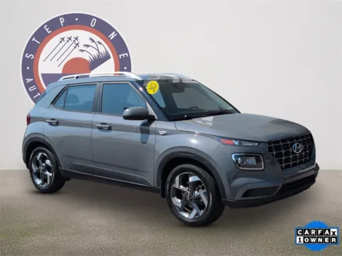Gray 2021 Hyundai Venue SEL for sale in Crestview, FL