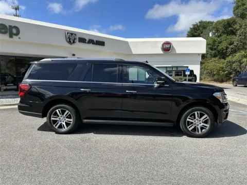 More photos of 2024 Ford Expedition Max Limited at Step One CDJR Fiat Crestview, FL