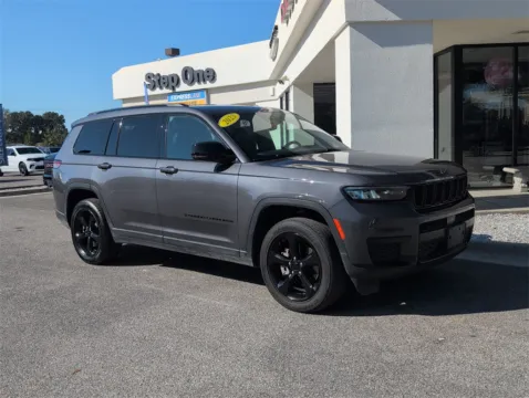 Photos of 2023 Jeep Grand Cherokee L Altitude for sale in Crestview, FL at Step One CDJR Fiat Crestview